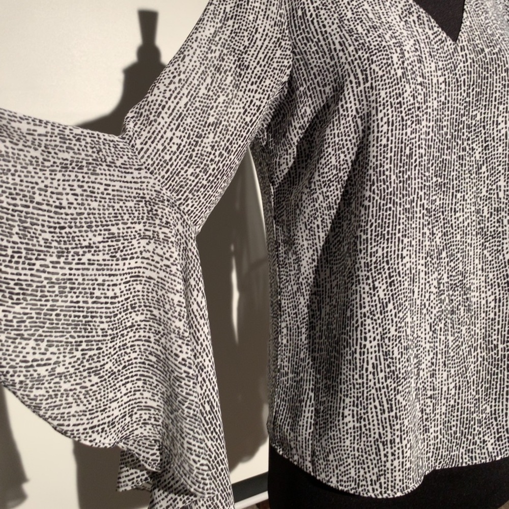 Beautiful blouse.